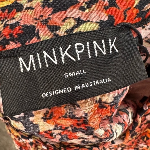 NWT Minkpink Gabae High Neck Floral Blouse in Red Multi Size‎ Small - Picture 7 of 11